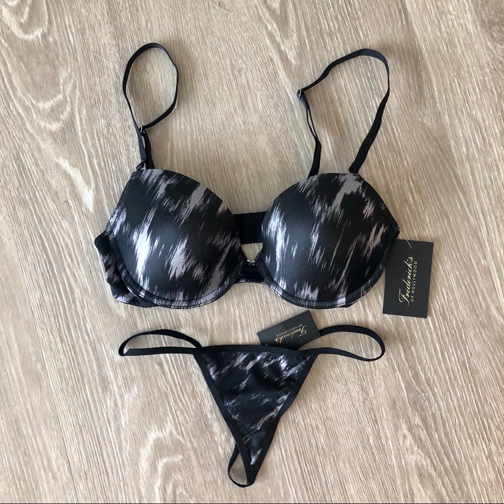 Frederick’s of Hollywood Push-up Bra and Thong Set